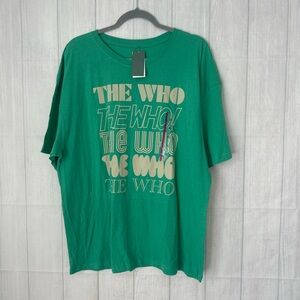 Green Graphic Tee -